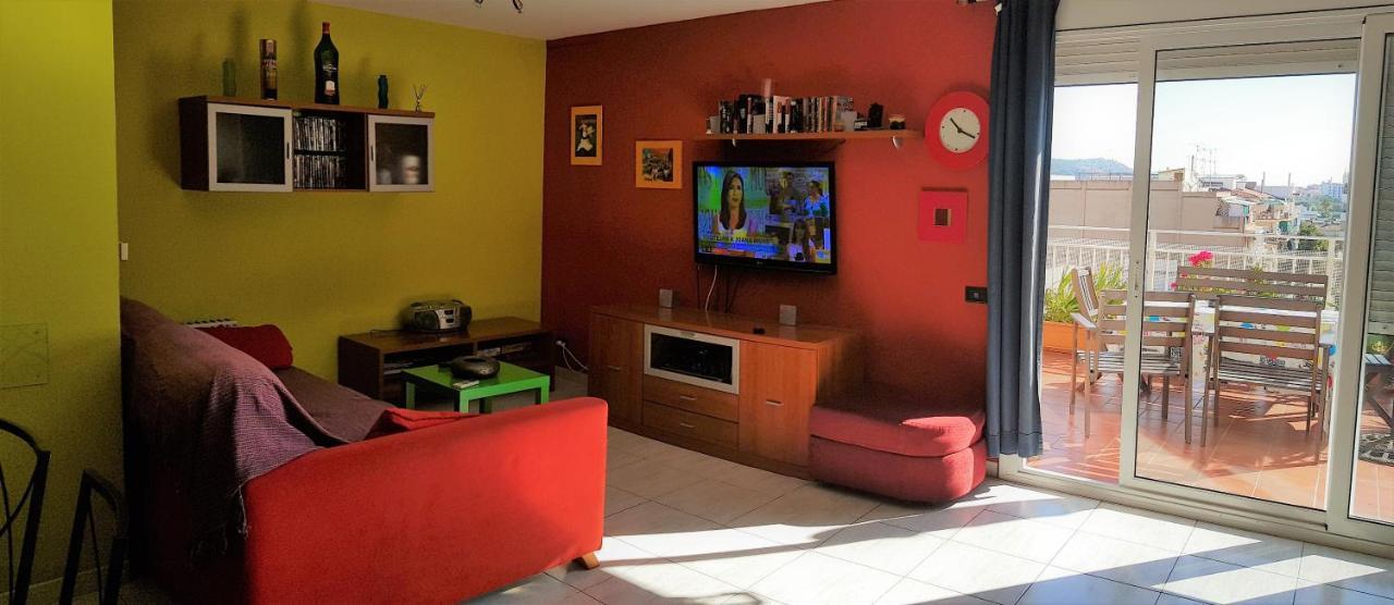 Apartamento Mediterraneo ピネダ・デ・マール エクステリア 写真
