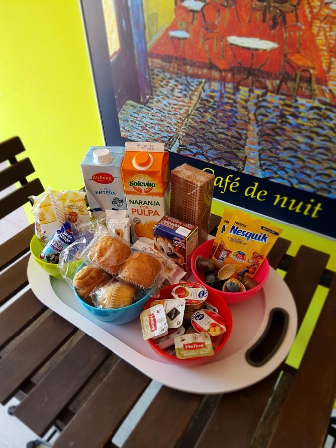 Apartamento Mediterraneo ピネダ・デ・マール エクステリア 写真